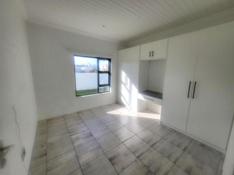 3 Bedroom Property for Sale in Laaiplek Western Cape